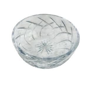 Crystal 8.5” Bowl Heavy Lead Centerpiece Serving Dish Home Decor Fruit Vintage